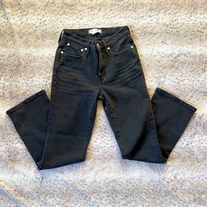 Madewell Mid Rise Kick Out Jeans in Starkey size 25